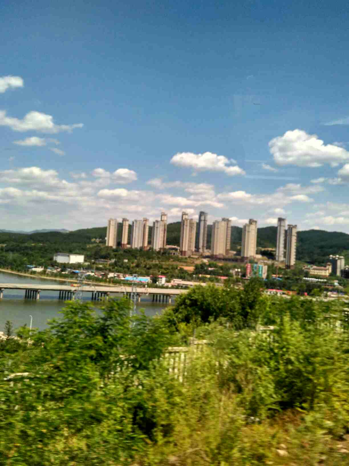 保持真实的自我,活出自己的本色,唯美格言-麻辣